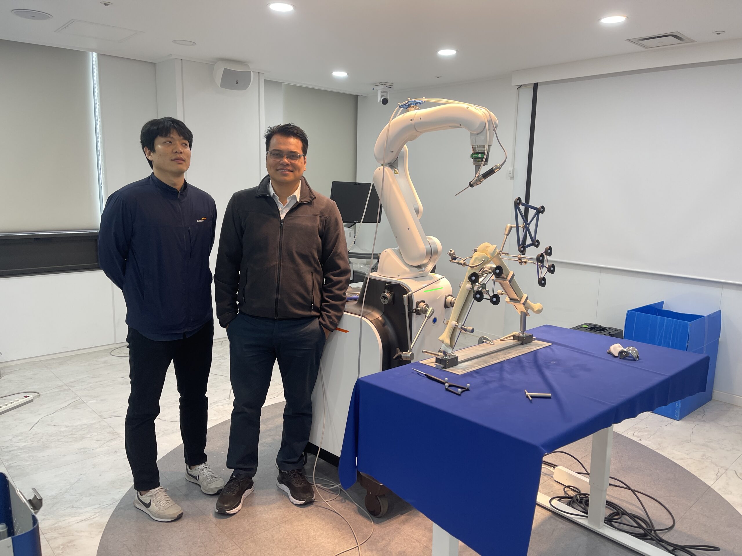 robotic knee replacement surgery training south korea